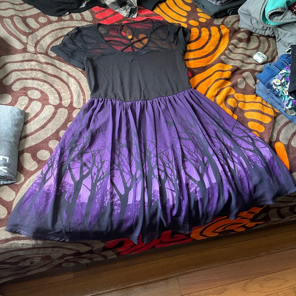 Used Hot Topic flare dress.